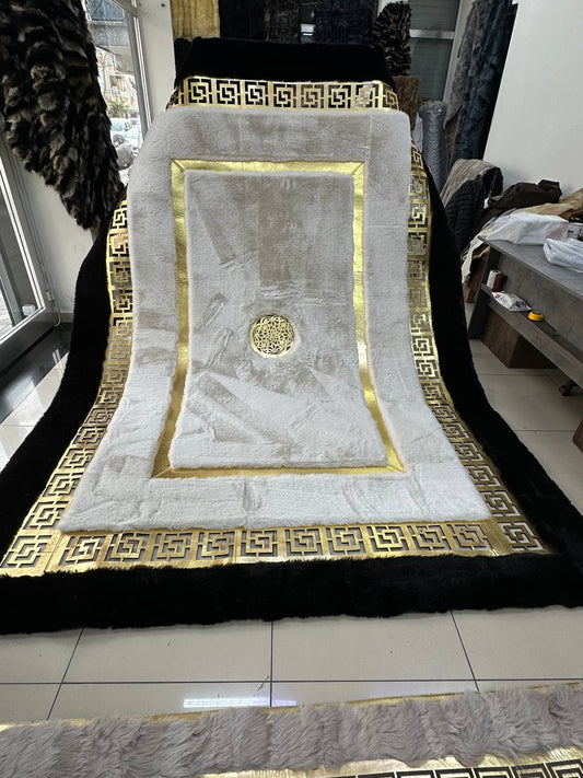 Zarif Gold Peluş Halı